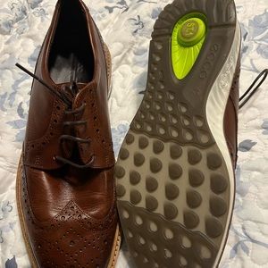 Mens size 8.5-9 shoes fits like a 9 worn a few hours for a wedding